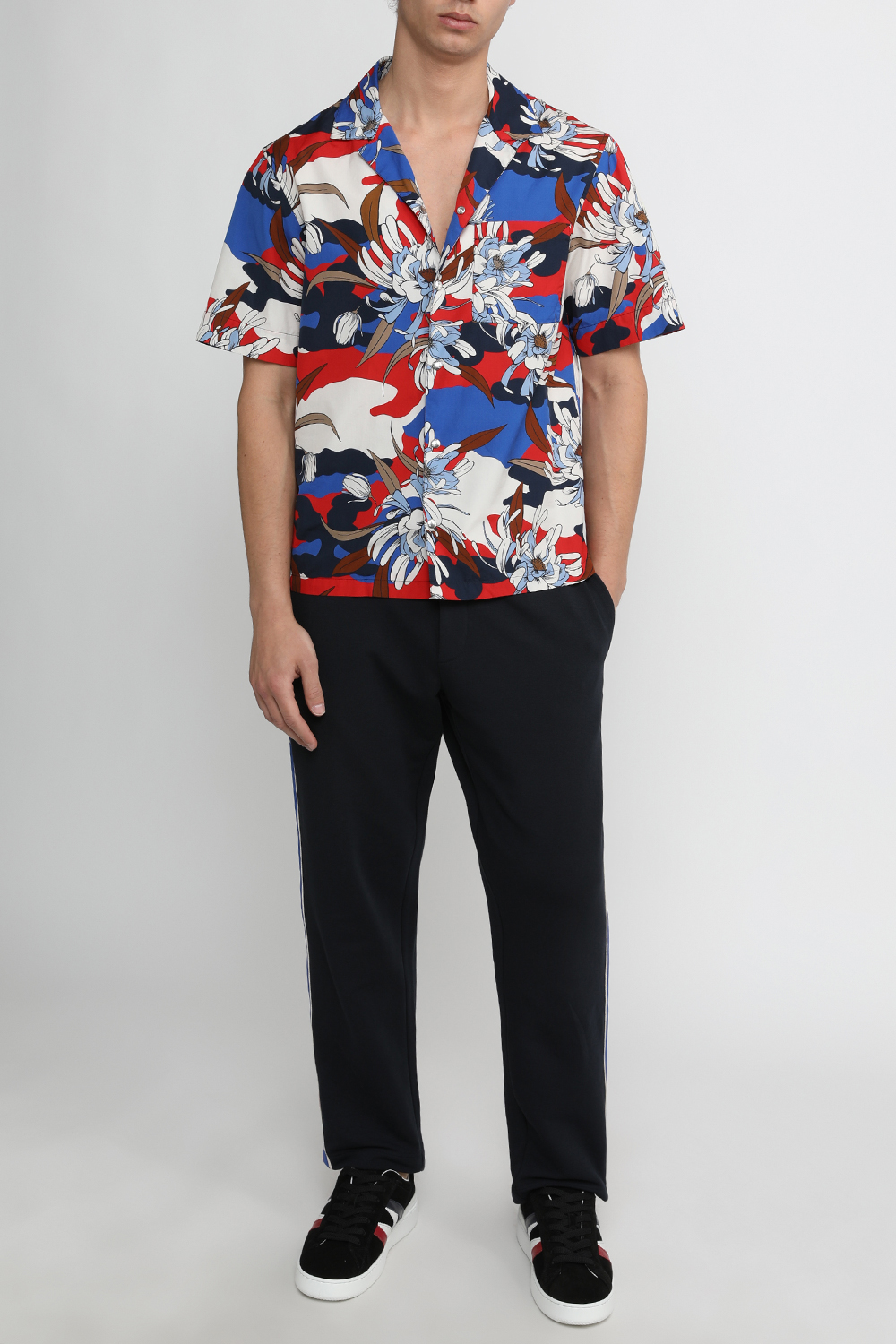 חולצת מכופתרת פרחונית